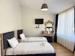 Hotel Next2