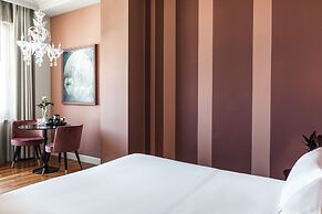 SeePort Hotel