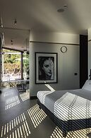 SeePort Hotel
