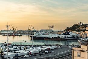 SeePort Hotel