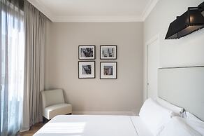 SeePort Hotel