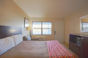 Sunrise Inn by OYO Titusville FL