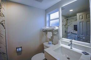 Sunrise Inn by OYO Titusville FL