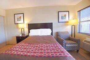 Sunrise Inn by OYO Titusville FL