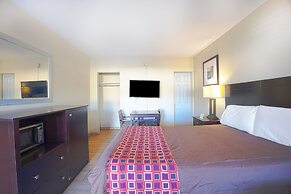 Sunrise Inn by OYO Titusville FL