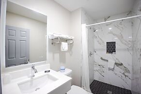 Sunrise Inn by OYO Titusville FL