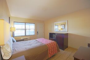 Sunrise Inn by OYO Titusville FL