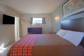 Sunrise Inn by OYO Titusville FL