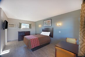 Sunrise Inn by OYO Titusville FL