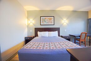 Sunrise Inn by OYO Titusville FL