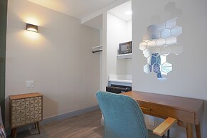 Sunrise Inn by OYO Titusville FL