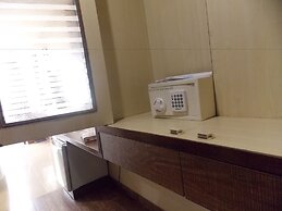 Silver Cloud Hotel & Banquets Ahmedabad