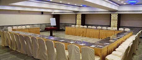 Silver Cloud Hotel & Banquets Ahmedabad