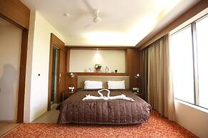 Silver Cloud Hotel & Banquets Ahmedabad