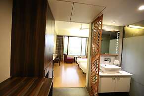 Silver Cloud Hotel & Banquets Ahmedabad