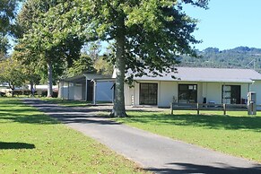 Harbourside Holiday Park