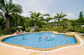 Nattha Waree Hot Spring Resort and Spa