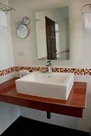 Nattha Waree Hot Spring Resort and Spa