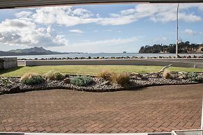 Waterfront Apartments Whitianga