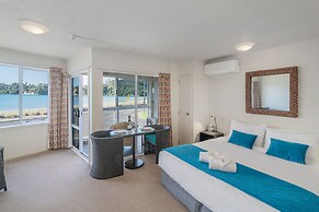 Waterfront Apartments Whitianga
