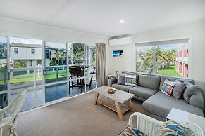 Waterfront Apartments Whitianga