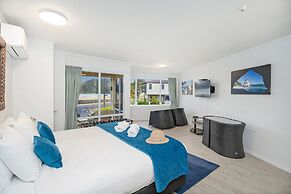 Waterfront Apartments Whitianga