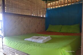 Tapik Beach Park Guest House