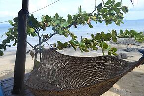 Tapik Beach Park Guest House