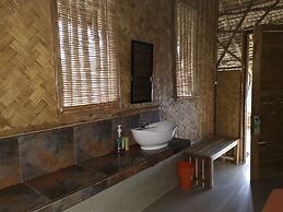 Tapik Beach Park Guest House