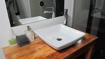 Tongariro Suites at The Rocks