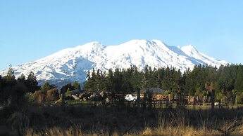 Tongariro Suites at The Rocks
