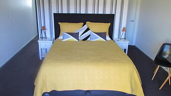 Tongariro Suites at The Rocks