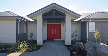 Tongariro Suites at The Rocks