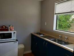 Hacienda Motor Lodge