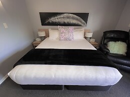 Hacienda Motor Lodge