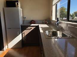 Hacienda Motor Lodge