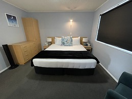 Hacienda Motor Lodge