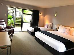 Hacienda Motor Lodge