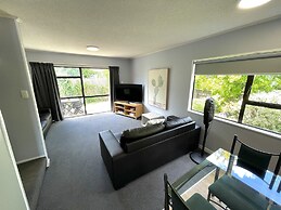 Hacienda Motor Lodge