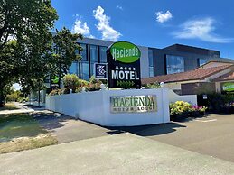 Hacienda Motor Lodge