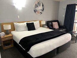 Hacienda Motor Lodge