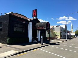 Hacienda Motor Lodge