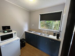 Hacienda Motor Lodge