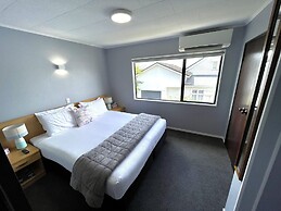 Hacienda Motor Lodge