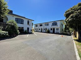 Hacienda Motor Lodge