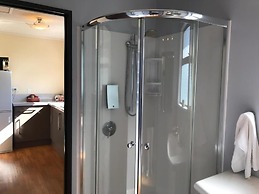 Hacienda Motor Lodge