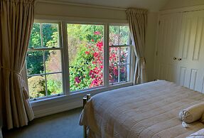 Greenmantle Estate Hotel