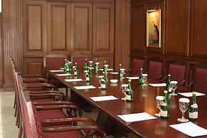 Finna Golf & Country Club Resort