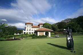 Finna Golf & Country Club Resort