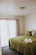 Peninsula Motel